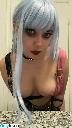 Kurbiix / Kawaii_Kirbii nude photo #0001