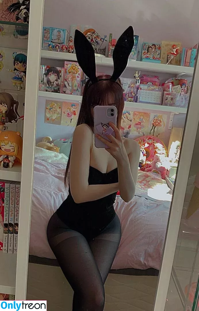 kuroebun nude photo #0021 (kuroebun)