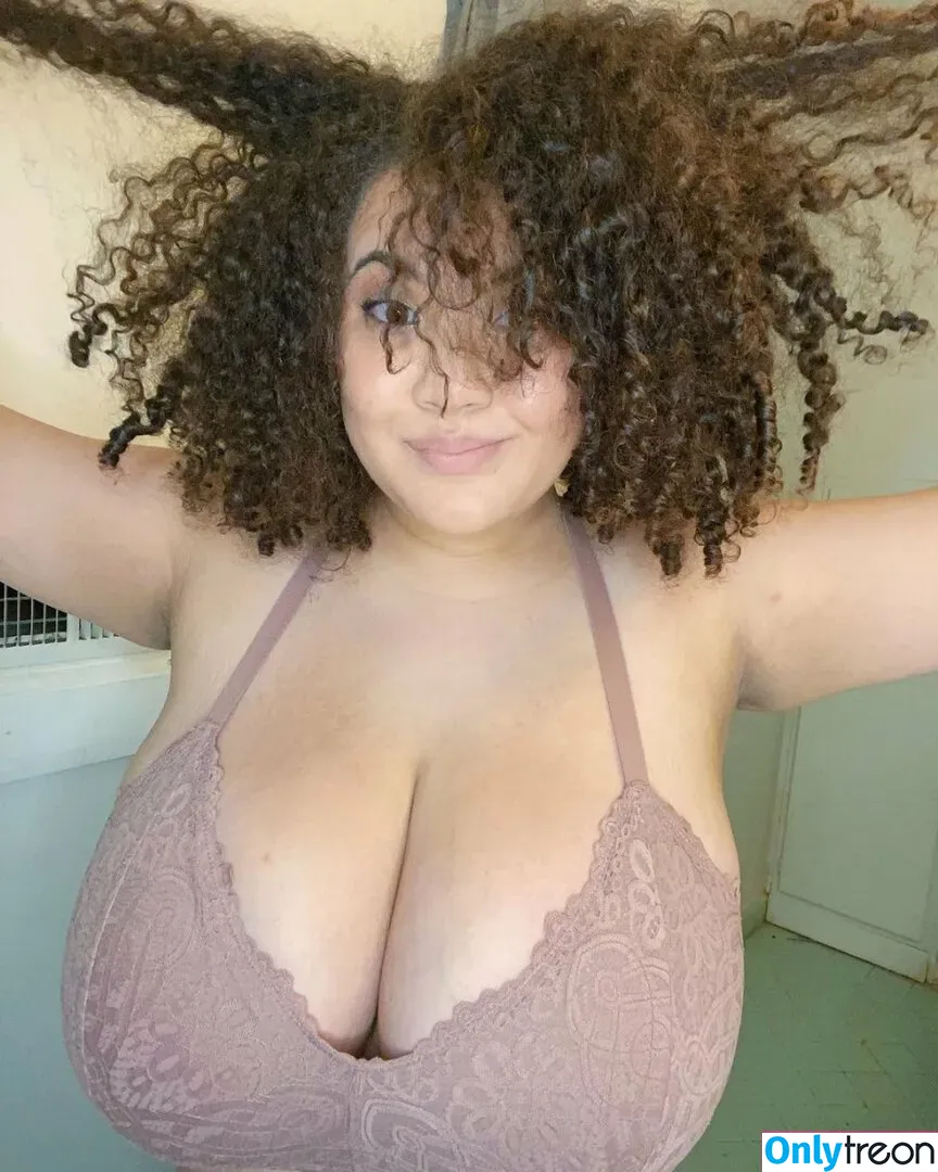 Kweenbailey23 nude photo #0292 (goddessbailey_ / halloweenkween)