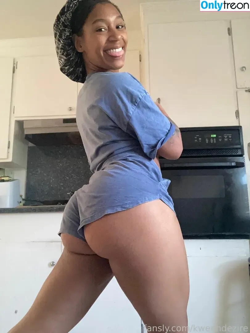 kweendezire nude photo #0003 (kween_desire)