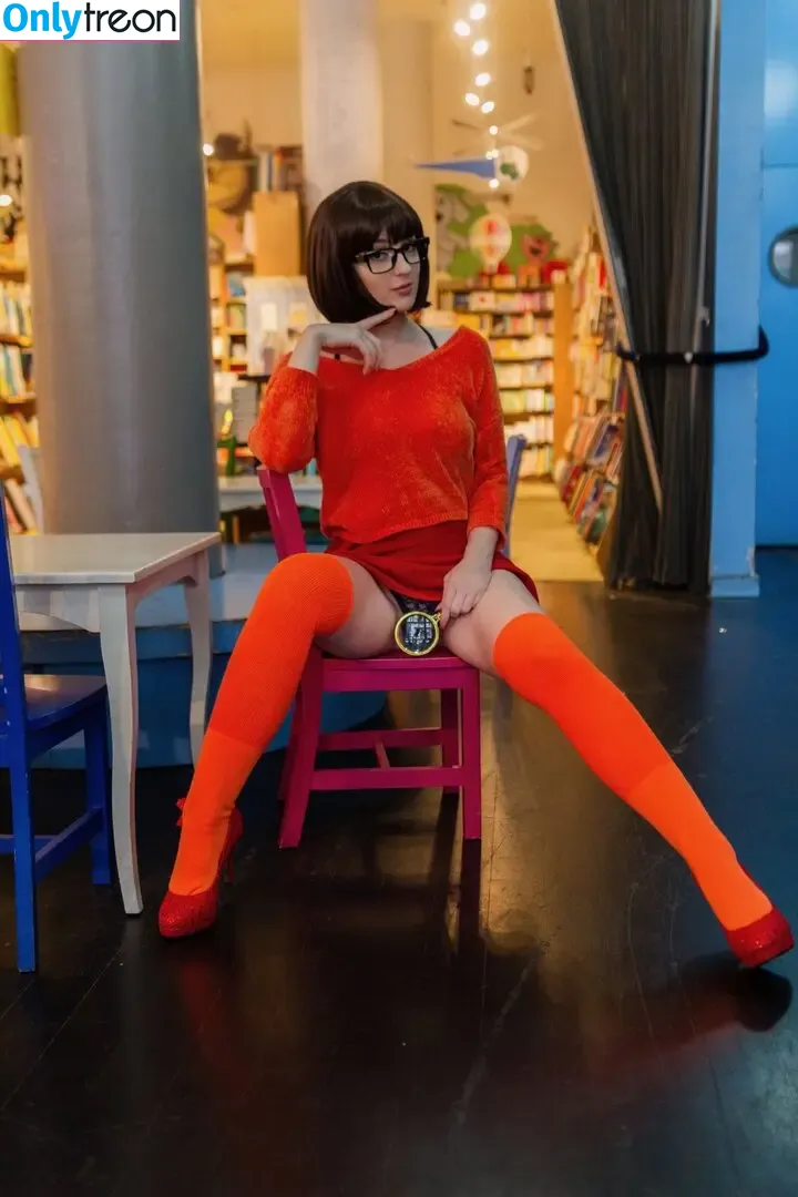 Kweenflaxi nude photo #0006 (Dommme_jeans / jacxiwhite2)