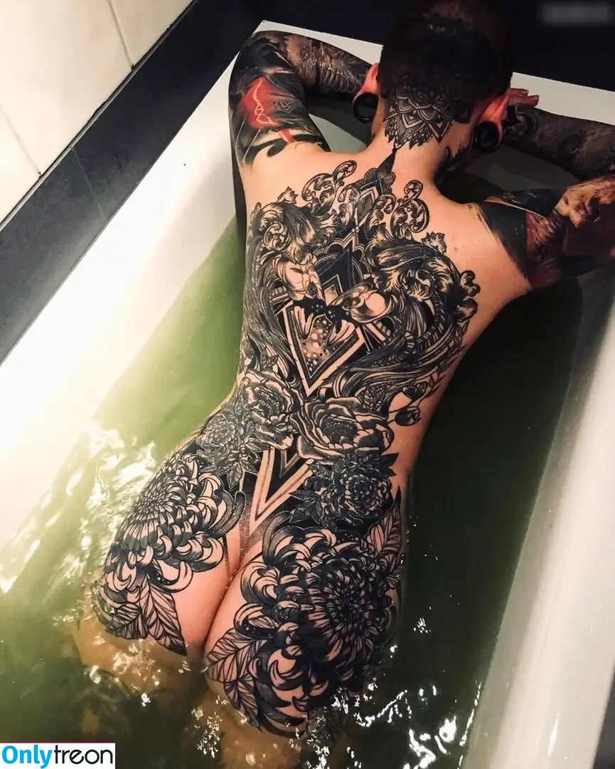 kxrnblume nude photo #0016 (kxrnblume)