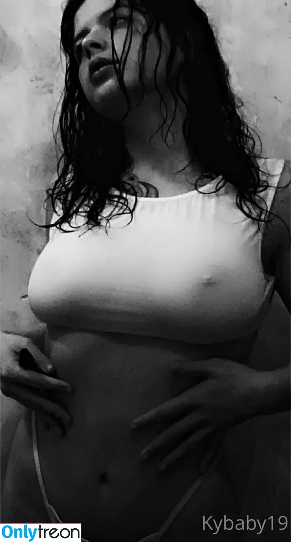 kybaby19 голая photo #0029 (kybaby19)