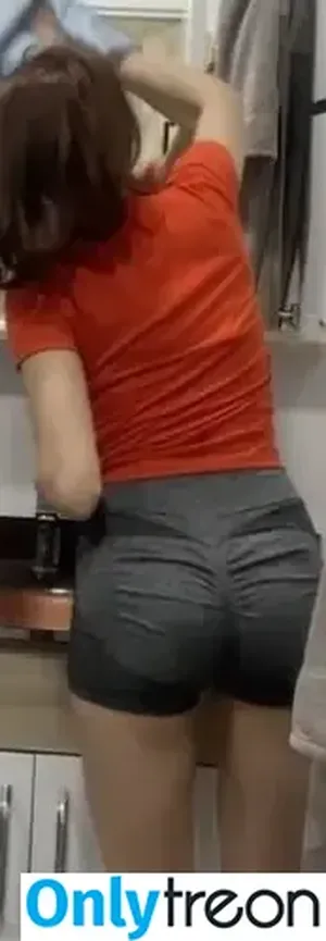 Kybeleniz / Turkish Streamer nude photo #0002