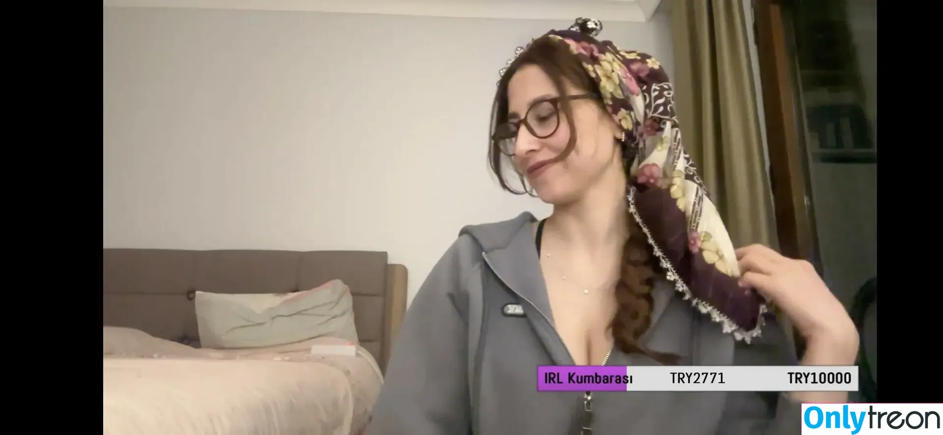Kybeleniz nude photo #0011 (Turkish Streamer)