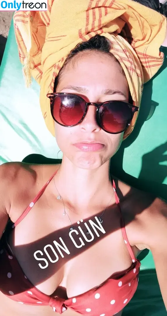 Kybeleniz nude photo #0024 (Turkish Streamer)