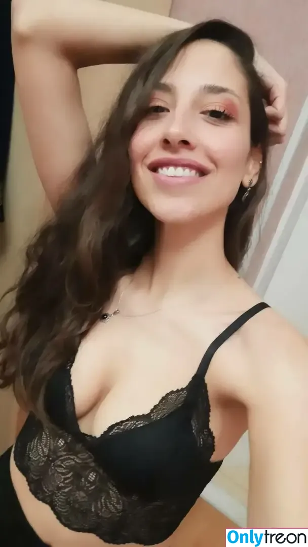 Kybeleniz nude photo #0044 (Turkish Streamer)