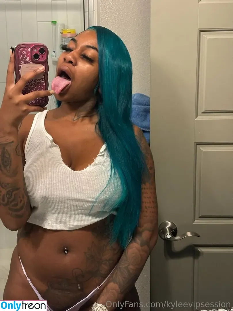 kyleevipsession nude photo #0016 (kyleeevansitsme)