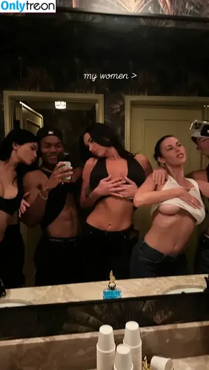 Kylie Jenner / KylieJenner / kylie.jenner nude photo #1401