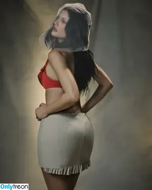 Kylie Jenner / KylieJenner / kyliejenner.2 nude photo #2168