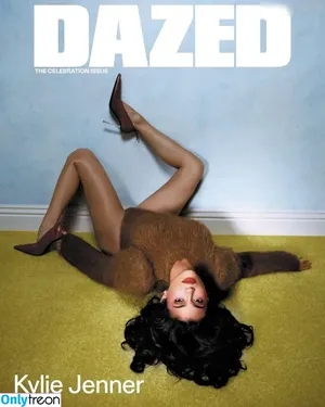 Kylie Jenner / KylieJenner / kyliejenner.2 nude photo #2206