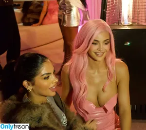 Kylie Jenner / KylieJenner / kyliejenner.2 nude photo #3223