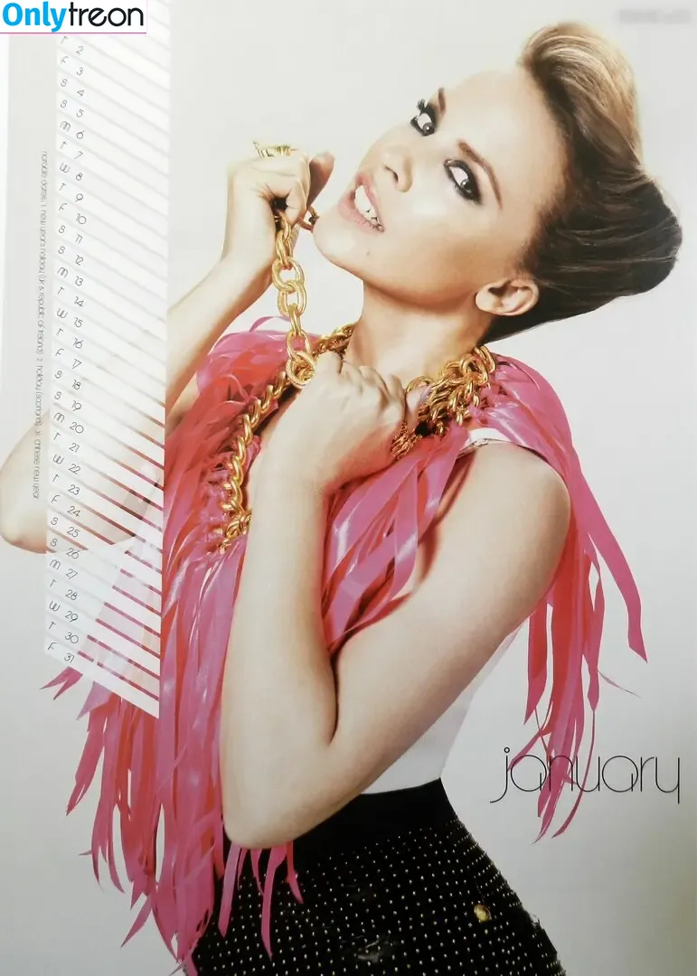 Kylie Minogue nude photo #0601 (kylieminogue / u224370996)