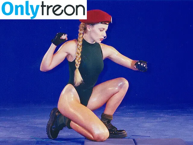 Kylie Minogue nude photo #0906 (kylieminogue / u224370996)