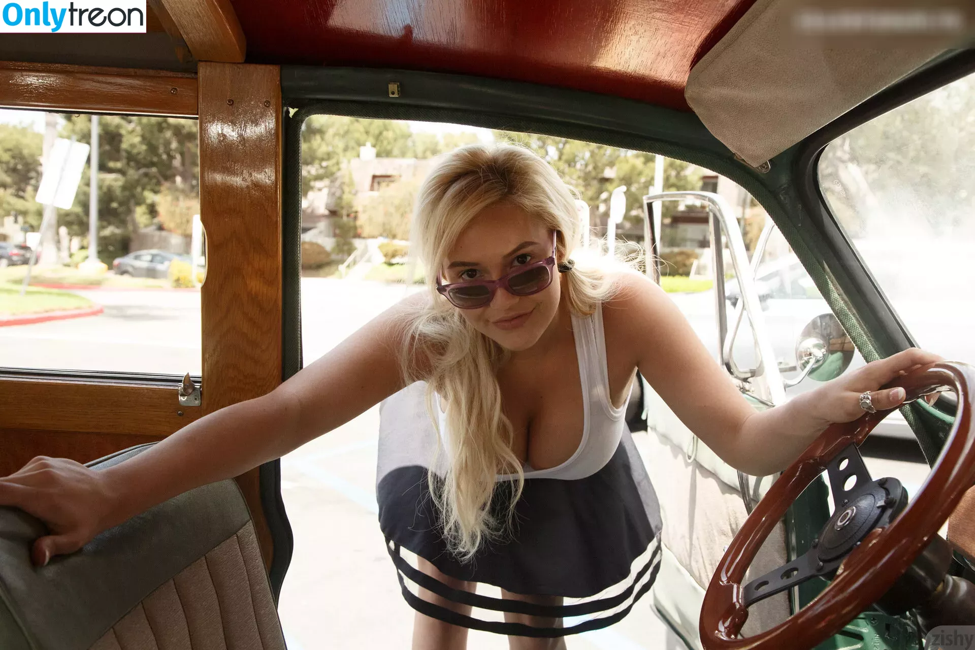 Kylie Page голая photo #0090 (Lilmiskp / Therealkyliepage / kyliepageofficial / kyliepagexo)