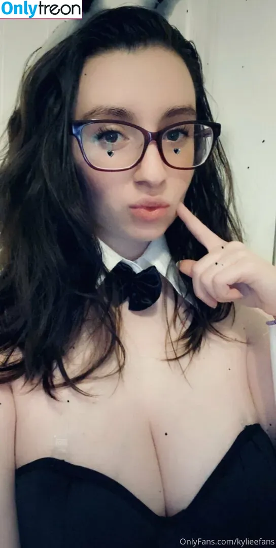 KylieeOW nude photo #0179 (kylieefans)