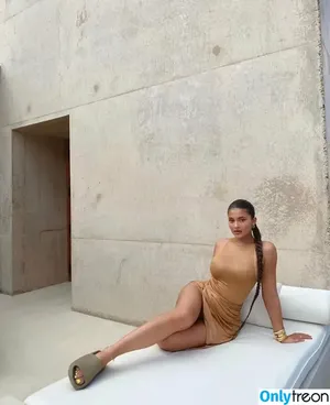 kyliejenner / Kylie фото голая #0009