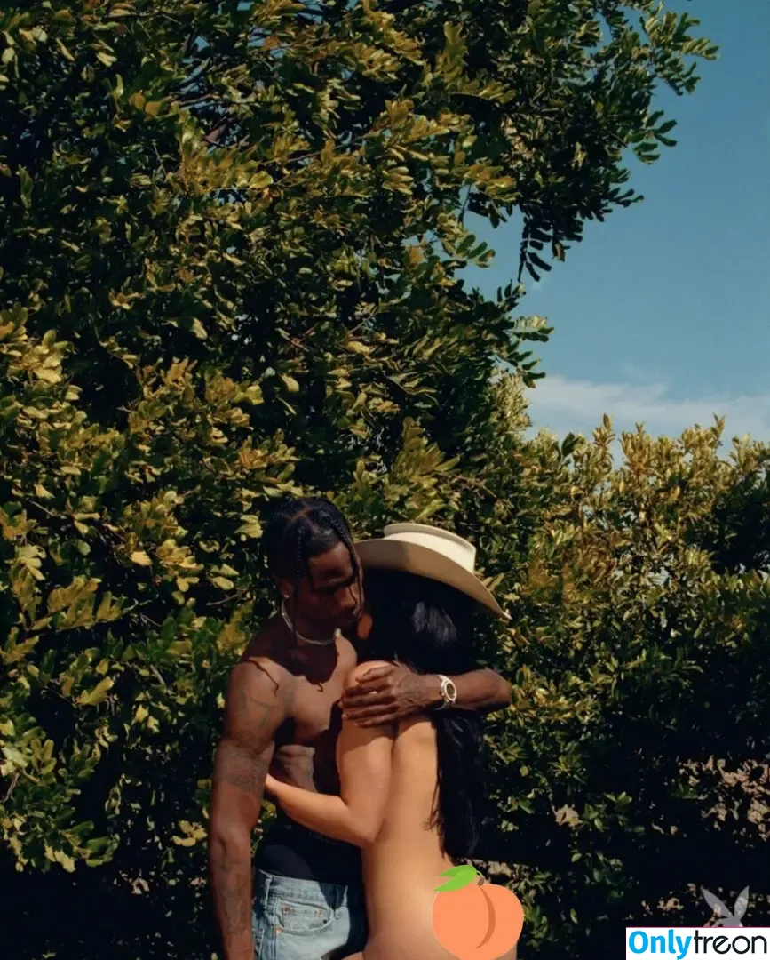 kyliejenner nude photo #0004 (Kylie)