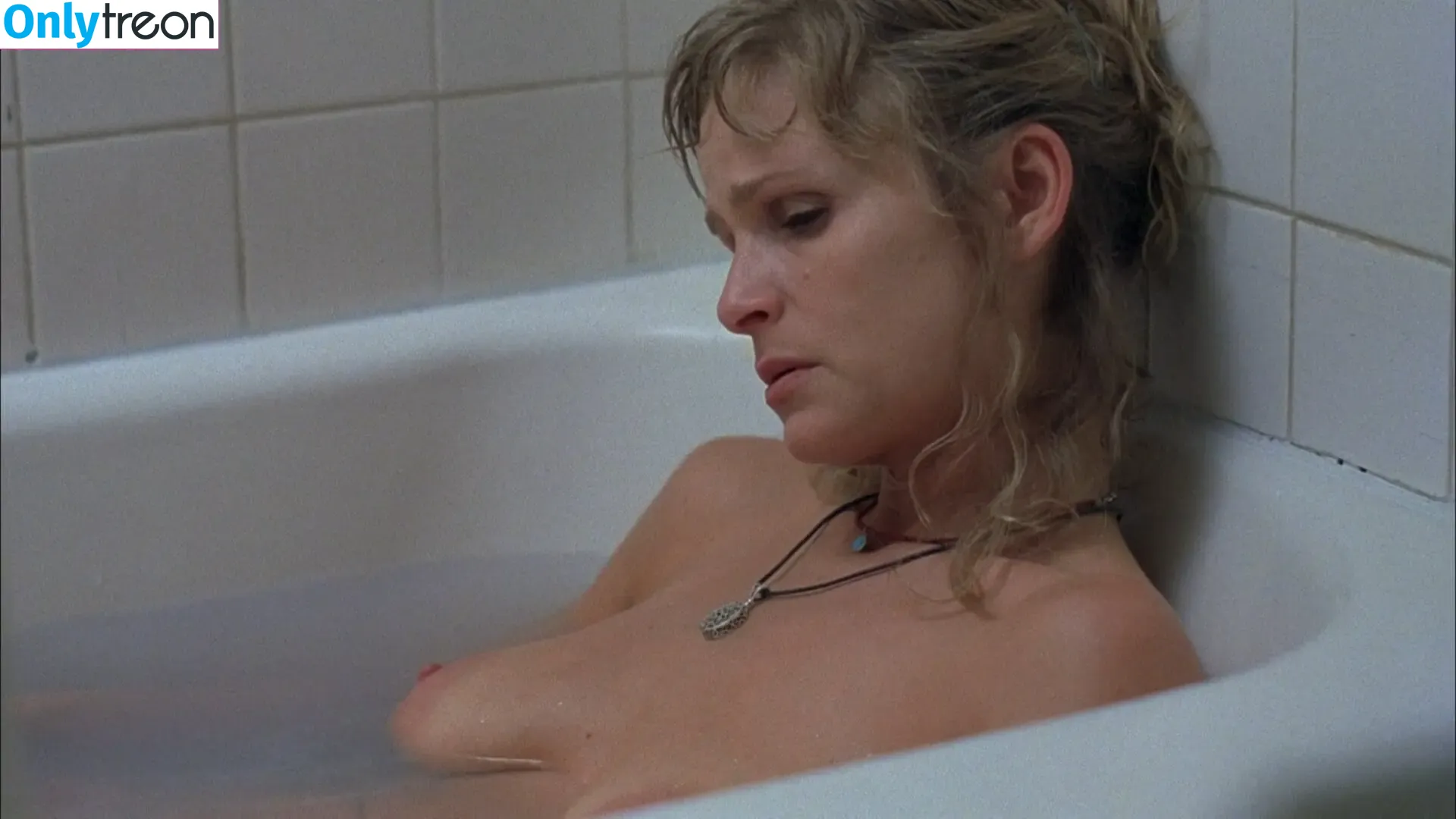 Kyra Sedgwick голая photo #0041 (kyrasedgwickofficial)