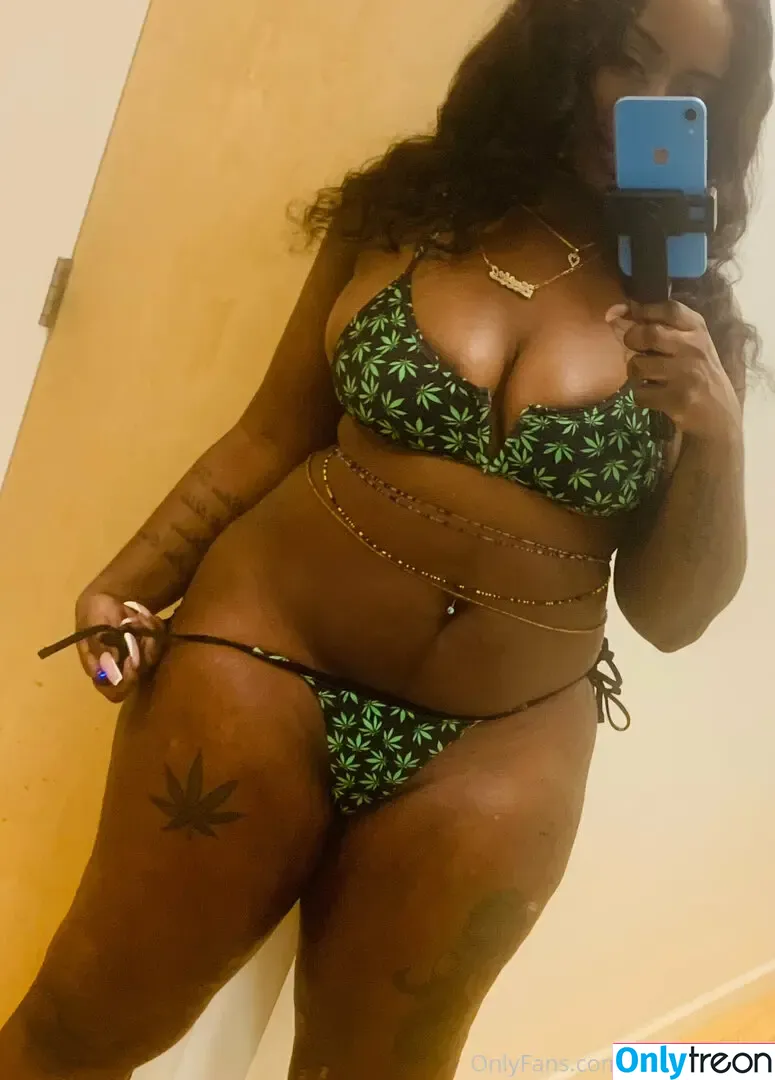 kyrachanelxo nude photo #0023 (kkbollingxoxo)