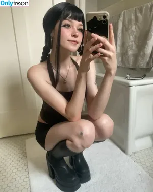  nude photo #0003