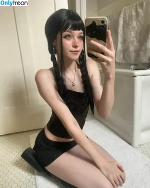  nude photo #0004