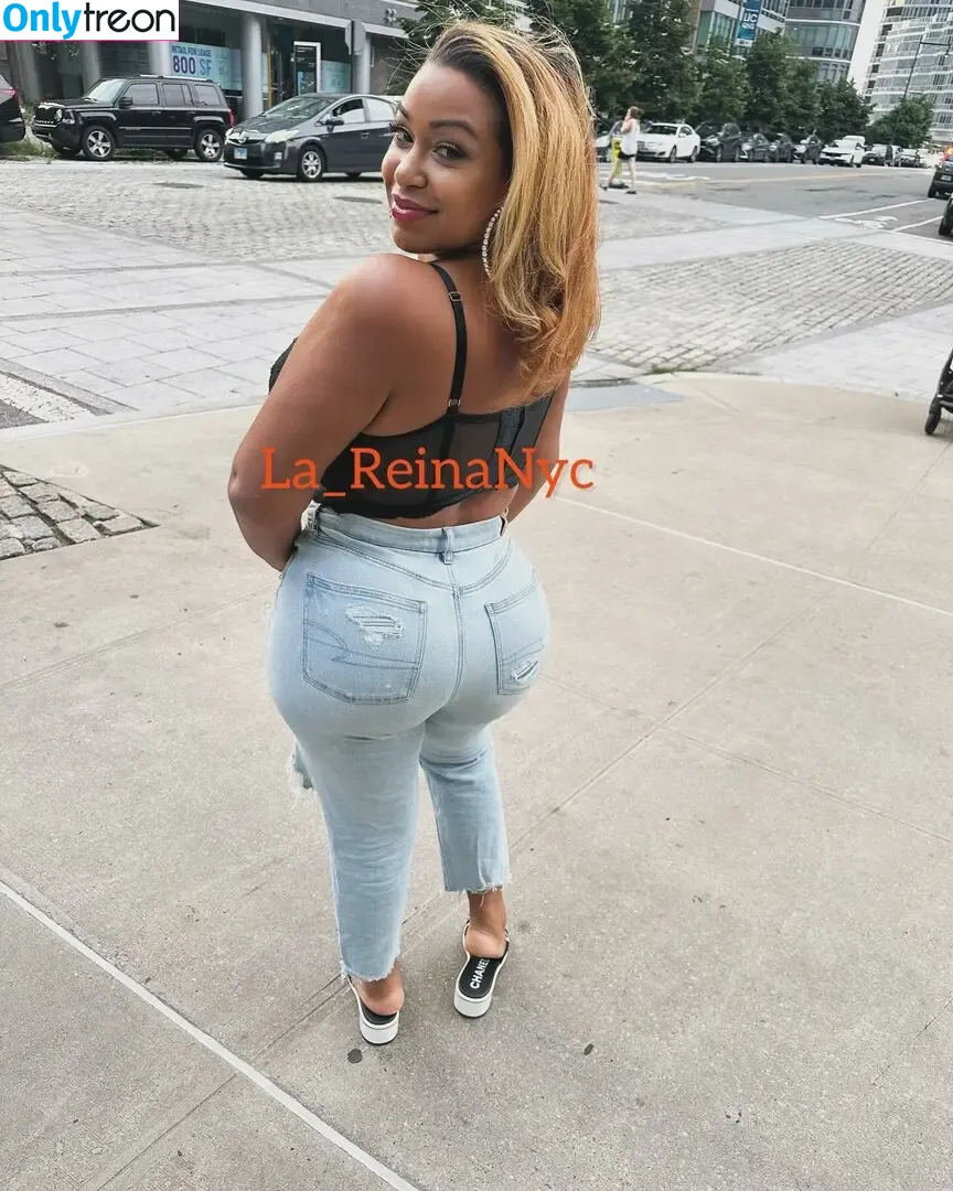 La_reinanyc nude photo #0002 (lareinashari)