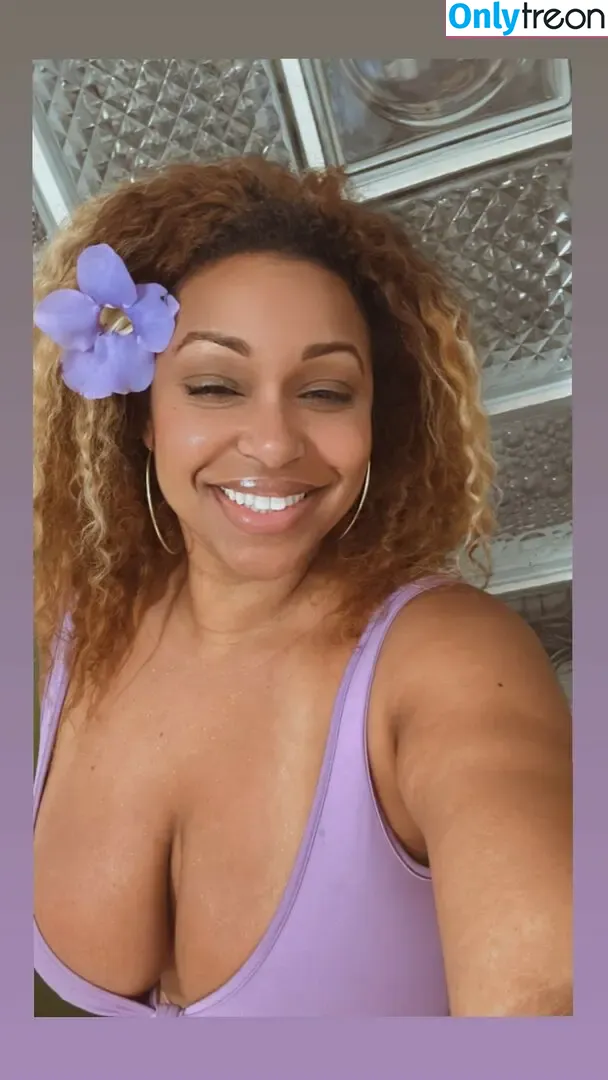 La_reinanyc nude photo #0017 (lareinashari)