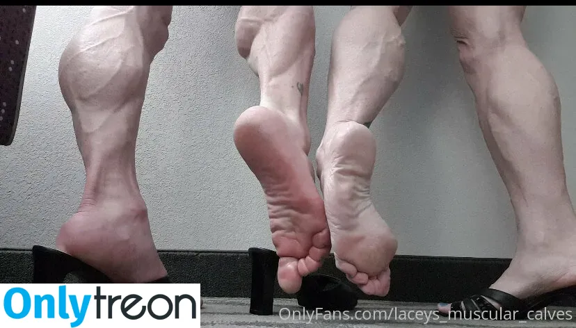 laceys_muscular_calves nude photo #0013 (laceys_muscular_calves)