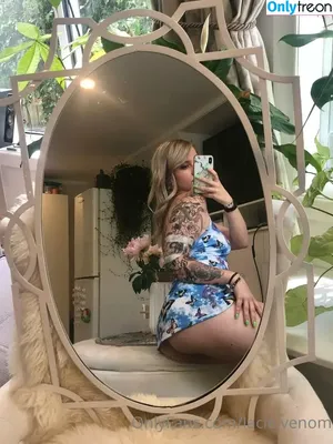  nude photo #0004