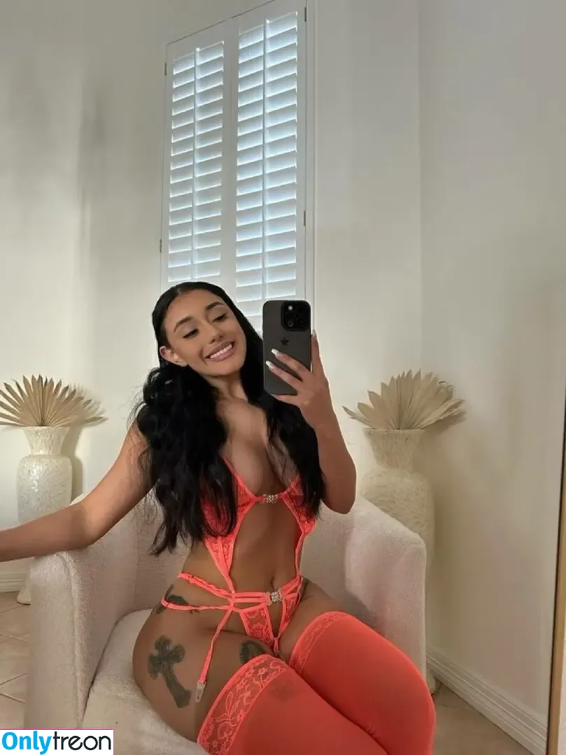 Laconejaaa Yamillca nude photo #0107 (laconejaaa / yamillca)