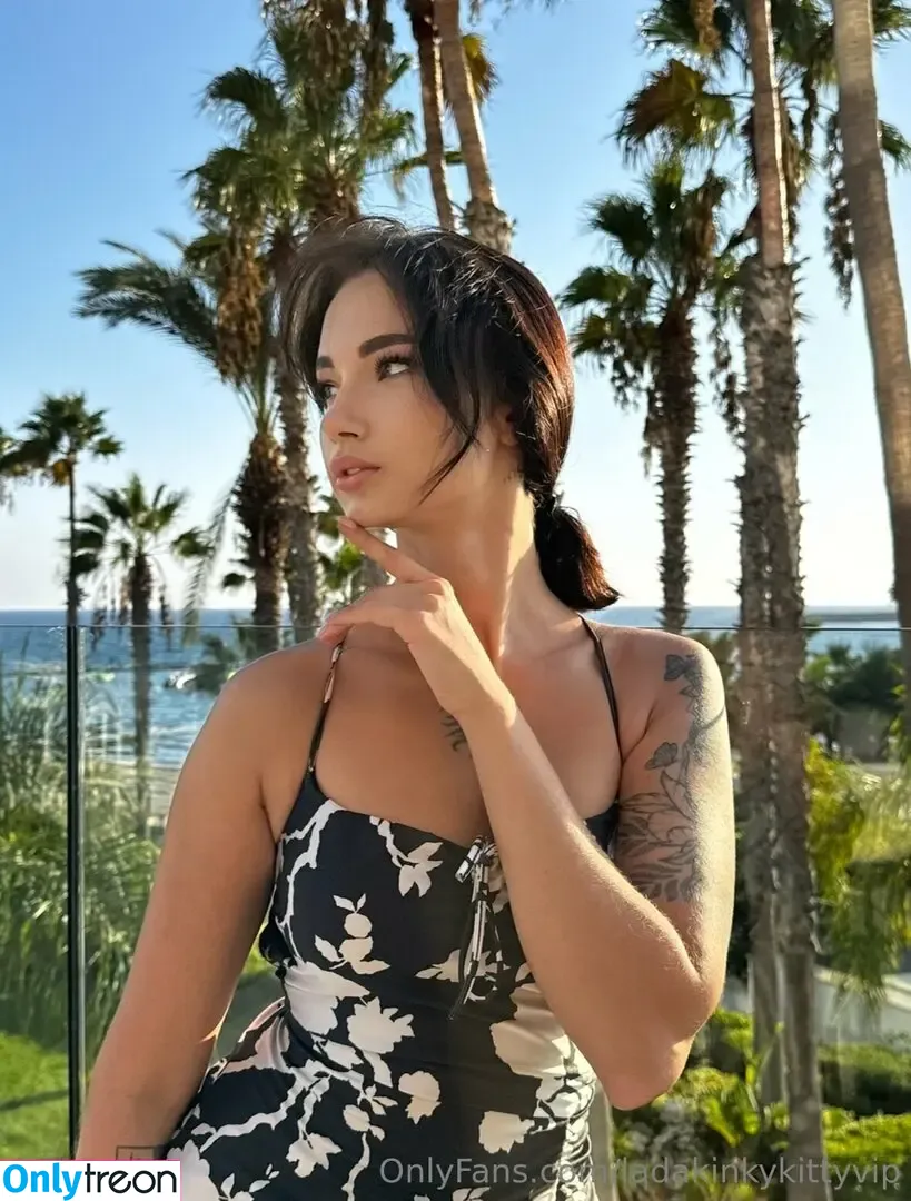 ladakinkykittyvip nude photo #0029 (ladakinkykittyvip)