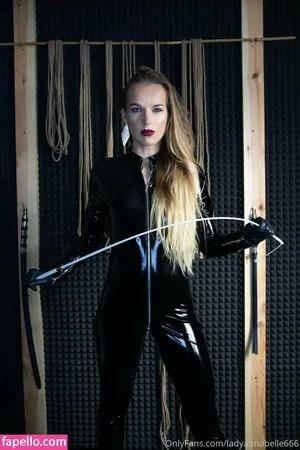 Lady Annabelle / LadyAnnabelle666 / LadyAnnabelle9 / _ladyannabelle фото голая #0155