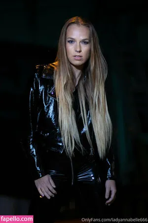 Lady Annabelle / LadyAnnabelle666 / LadyAnnabelle9 / _ladyannabelle фото голая #0176