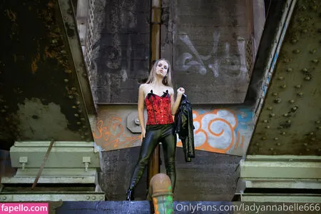 Lady Annabelle / LadyAnnabelle666 / LadyAnnabelle9 / _ladyannabelle фото голая #0229