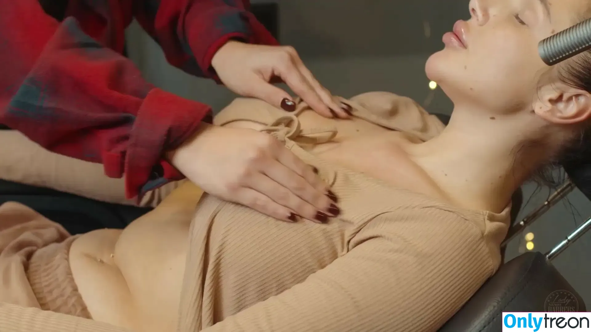 Lady Barbers Asmr nude photo #0024 (asmrladybarbers / ladybarbers)