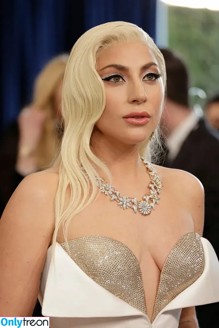 Lady Gaga голая photo #0202 (ladygaga)