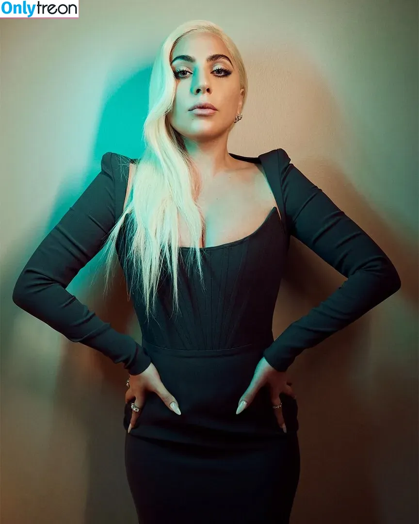 Lady Gaga голая photo #0291 (ladygaga)