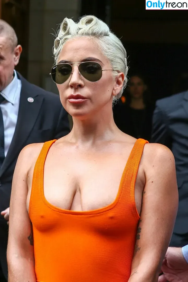 Lady Gaga голая photo #0352 (ladygaga)