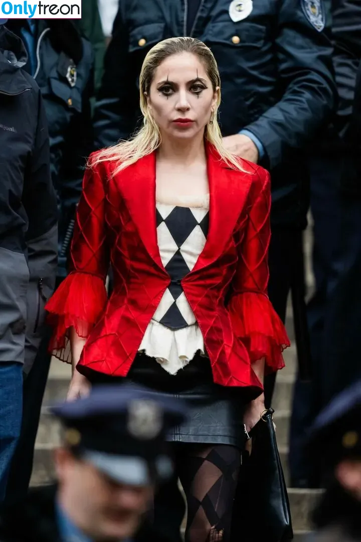 Lady Gaga голая photo #0393 (ladygaga)