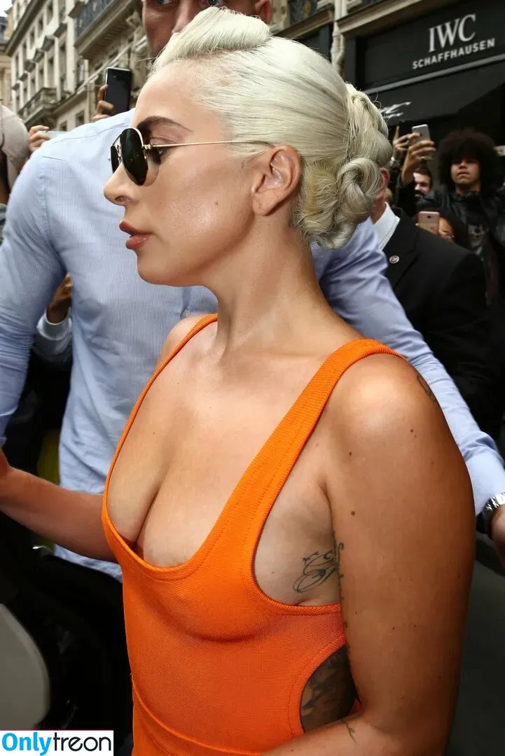 Lady Gaga голая photo #0515 (ladygaga)