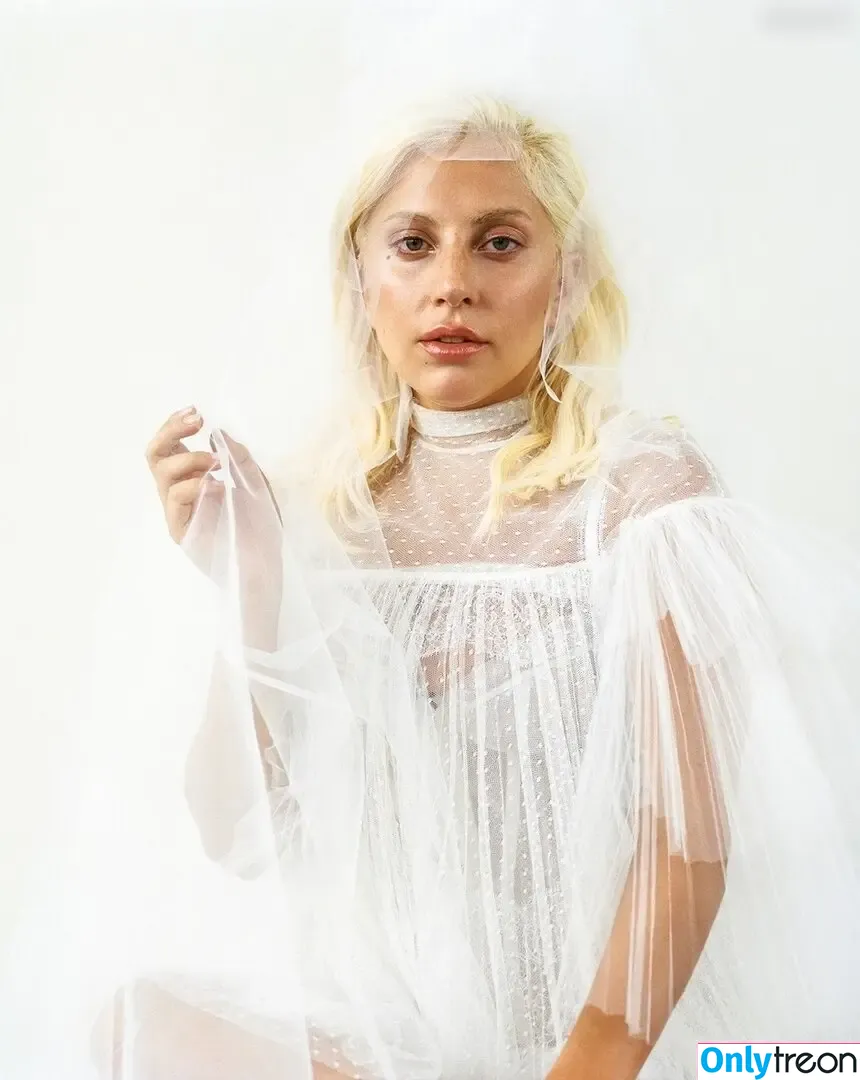 Lady Gaga nude photo #0957 (ladygaga)