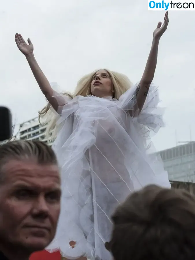 Lady Gaga nude photo #0997 (ladygaga)