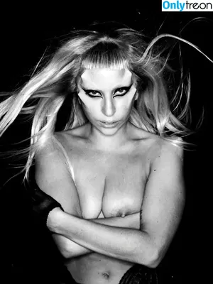 Lady Gaga / ladygaga nude photo #1049