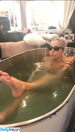 Lady Gaga / ladygaga nude photo #1493