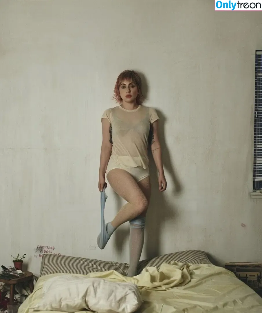 Lady Gaga голая photo #1202 (ladygaga)