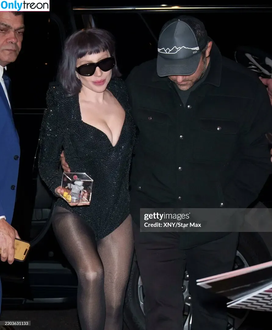 Lady Gaga голая photo #1293 (ladygaga)