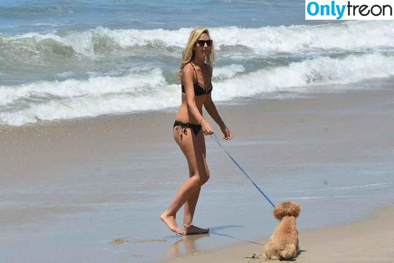 Lady Victoria Hervey nude photo #0370 (ladyvictoriahervey)