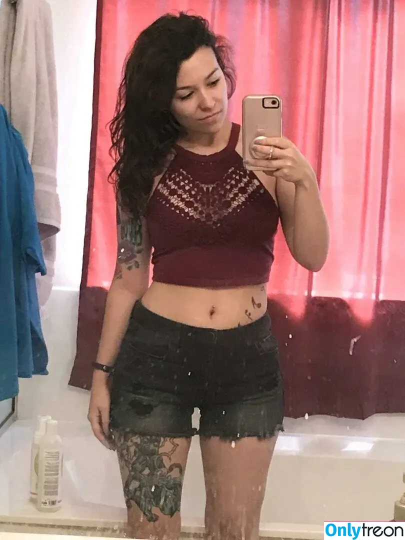 LadyDevann nude photo #0007 (handsomedevan)