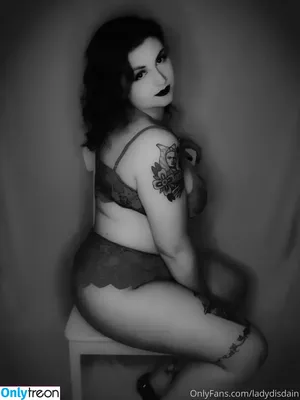 ladydisdain / Taryn / The Lady Disdain / The_lady_disdain nude photo #0003